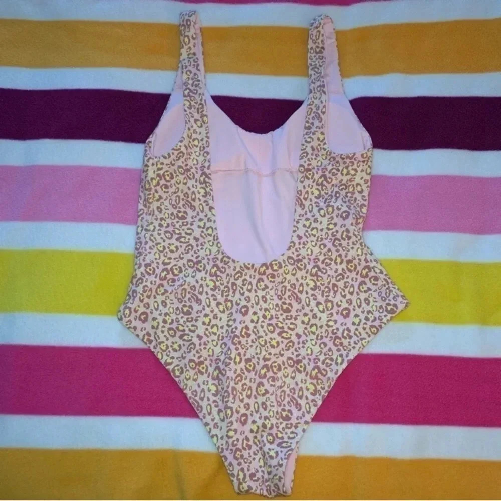 Leopard Print Low Back  One Piece - Picture 3 of 10
